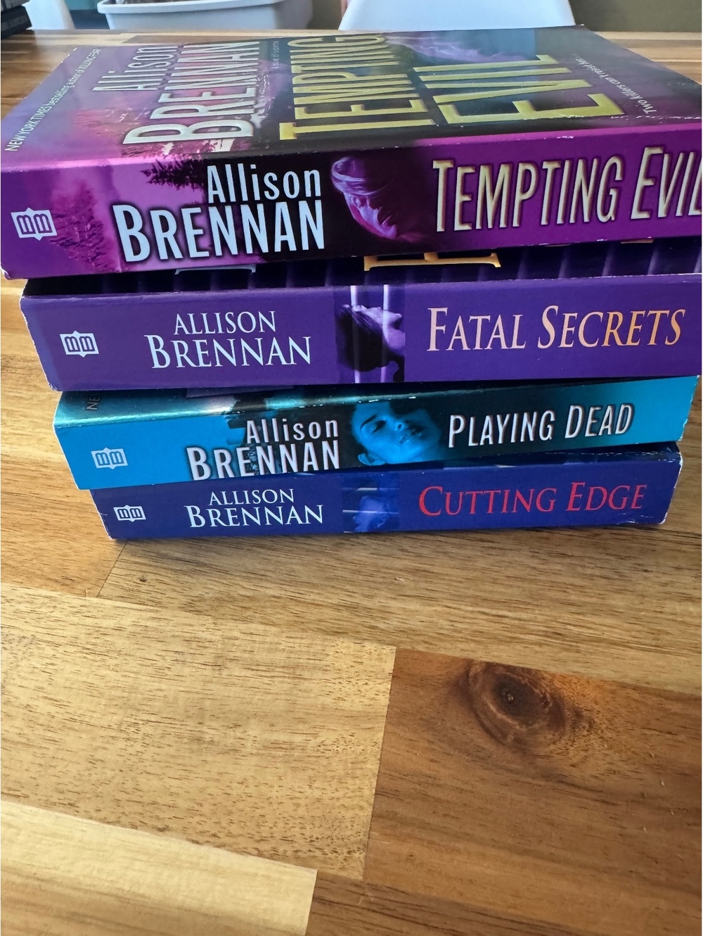 Allison Brennan 4-Book Thriller Lot | Romantic Suspense |